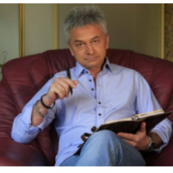 Дмитрий Домбровский
